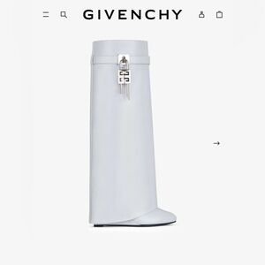 Shark Lock boots in Box leather